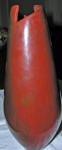 Alice Cling, Diné (Navajo); tall vase